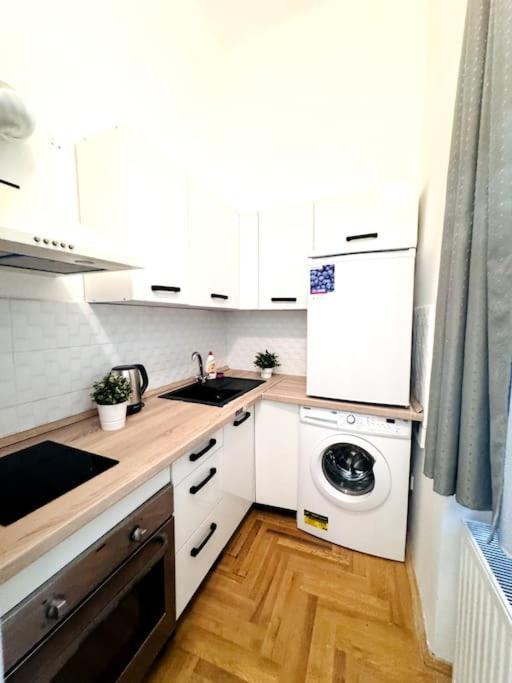 Apartmán F2 Ultra Danube Loft